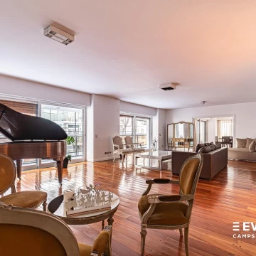 Venta departamento con 5 dormitorios en Torre Azul,amenities, cochera y baulera