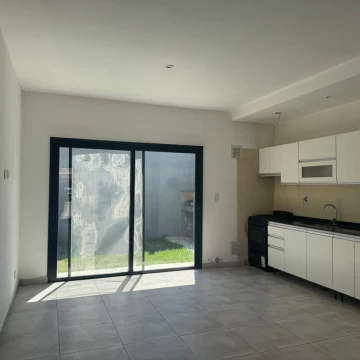 Duplex en venta IItuzaingó 2 ambientes