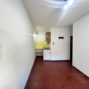 Alquiler Departamento 1 Dormitorio Economico Bajos Gastos Escalera Barrio Lourdes Rosario