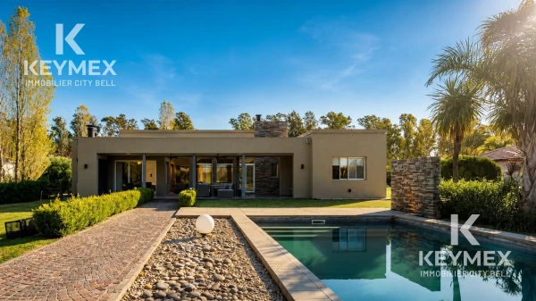 VENTA DE CASA DE 4 DORMITOIOS EN CAMPOS DE ROCA