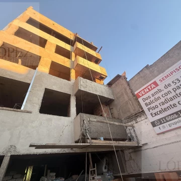 Venta Departamento 2 ambientes en Florida, zona hospital, centro comercial, en construcción