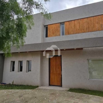 Casa  en Venta en San Ramón, Pilar del Este, Pilar