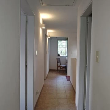1785191054.jpg