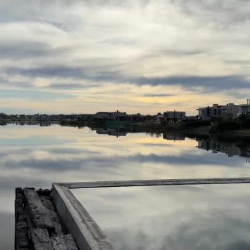 Venta lote vista al lago El Naudir Delta Escobar