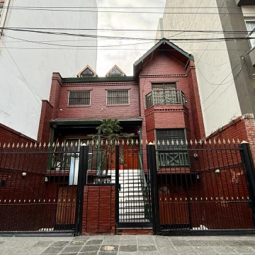 Venta en block 2 triplex en Caballito