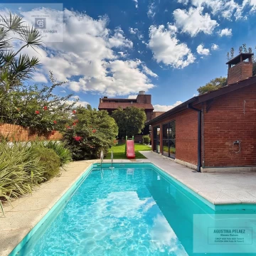 CASA EN VENTA EN OLIVOS
