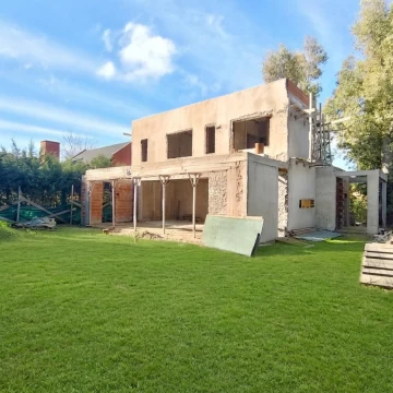 Casa a terminar en Fincas De Maschwitz