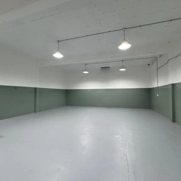 Depósito de 300 m2 en Venta - Caseros