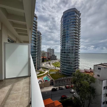 Venta departamento 4 ambientes zona Playa Chica a estrenar
