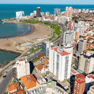 Venta, Departamento 4 ambientes  con vista al mar zona Varese