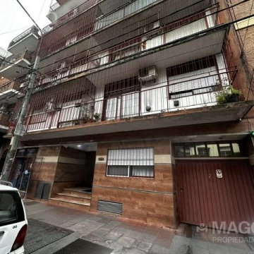 Alquiler Departamento 3 Ambientes con Cochera