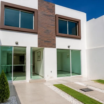 CASA EN VENTA EN ZONA LA POPULAR CASTILLOTLA, PUEBLA.