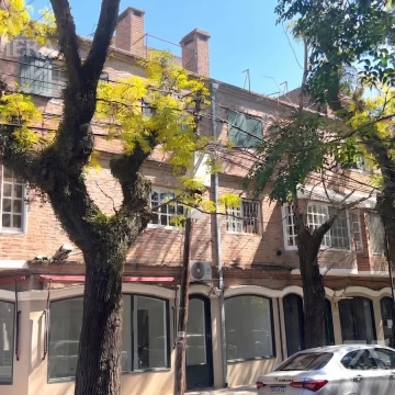 Venta Triplex en PH 4 ambientes San Isidro centro con Terraza propia OPORTUNIDAD