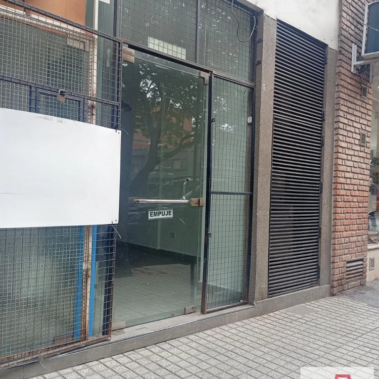 Alquiler Local Comercial - Ideal kiosco - Verduleria- Bv. Illia 518 