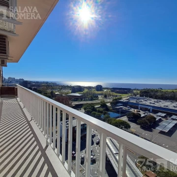 Departamento 4 ambientes en alquiler vista al rio con cochera piso alto