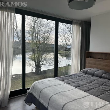 Impecable Casa en Alquiler Anual Amueblada PG