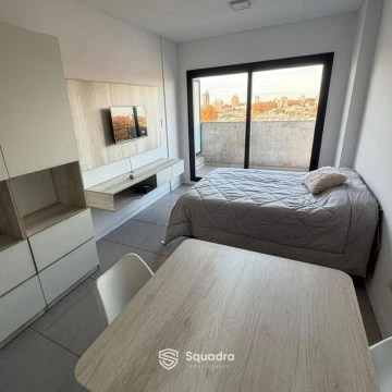 ALQUILER TEMPORARIO - Departamento monoambiente y balcón - Echesortu, Rosario.