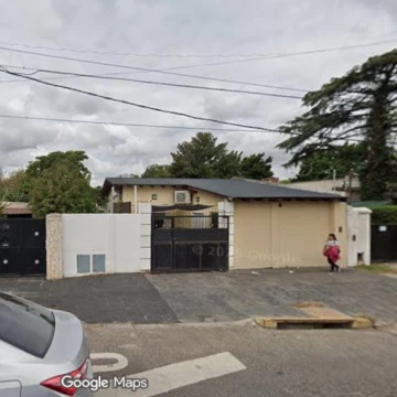 Casa sobre lote de 1.920 m² en Av. San Martín – Bella Vista | Potencial de desarrollo