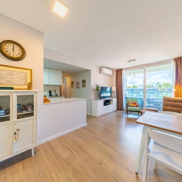 Departamento en venta de 1 dormitorio con cochera AMOBLADO, Condominio Refineria, Puerto Norte