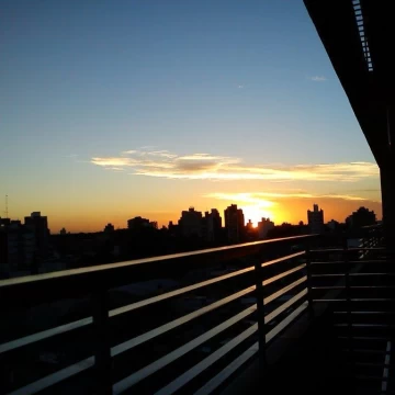 Departamento en venta de 2 dormitorios con cochera, en San Luis 3200, Echesortu, Rosario