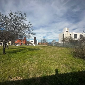 Terreno en venta Villa Catalina