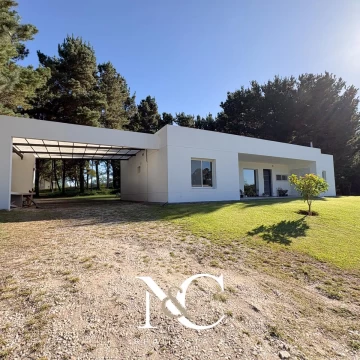 Casa en venta en Costa Esmeralda con gas natural