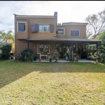Casa - San Isidro Labrador
