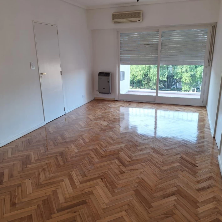 DEPARTAMENTO EN VENTA TRES AMBIENTES EN SAN ISIDRO