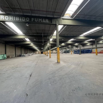 Depósito - Galpón de 20.000 m2 cubiertos - en Quilmes Oeste - ALQUILER