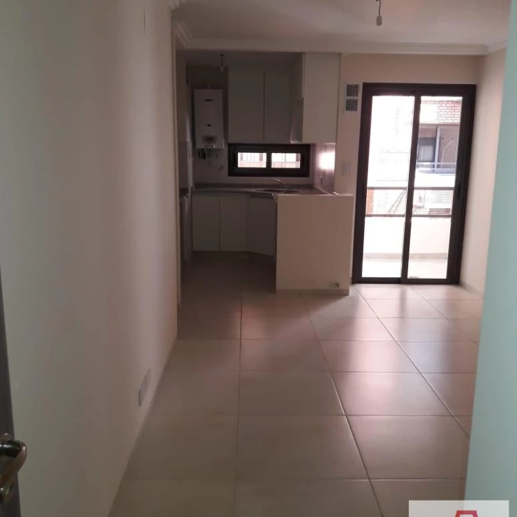 Departamento en Venta sobre Blv San Juan! 1 dormitorio + balcon + frente 