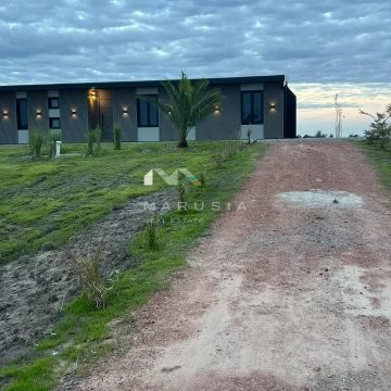 Casa  en Venta en El Golf, Carmelo, Colonia