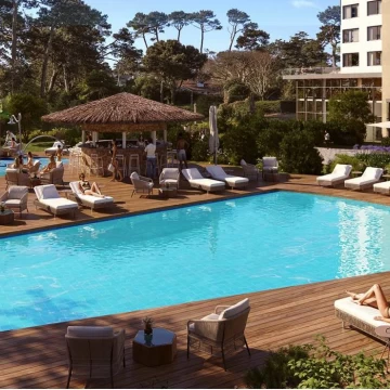Apartamento en Venta de 2 Dormitorios - Punta del Este