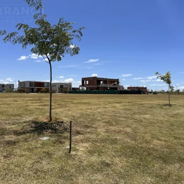 Lote en venta en barrio Riberas, Puertos del Lago Escobar