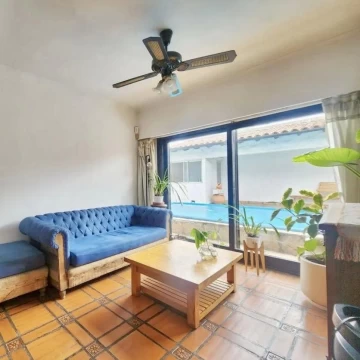 VENTA CASA 3 DORMITORIOS - GARAGE - PISCINA - APTA CRÉDITO - BANFIELD