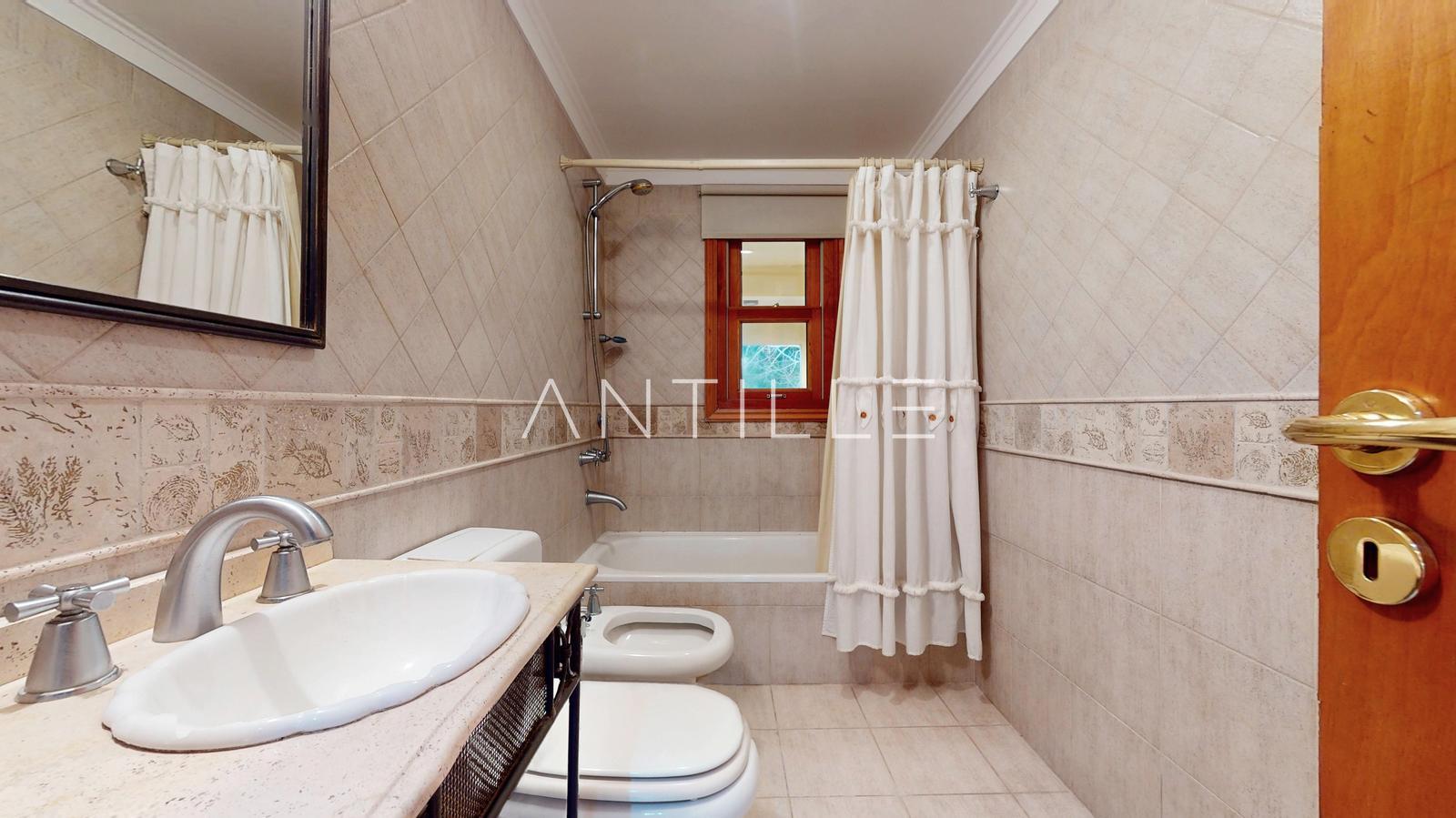 BAÑO 2 CASA EN ABRIL CLUB DE CAMPO, HUDSON