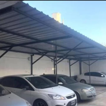 VENTA DE COCHERAS FIJAS SEMICUBIUERTAS-FLORES