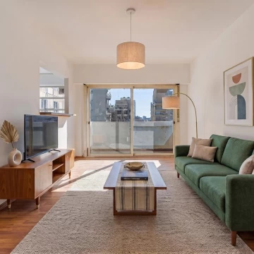 Depto. 2 Amb. en Belgrano - Piso Alto, Luminoso y Silencioso