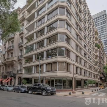 Exclusivo piso en Plaza San Martin