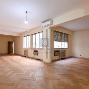 Venta - Departamento - 5 Ambientes - Dependencia - Balcon - Apto Credito - Recoleta - Permuta