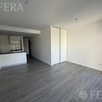 Venta Departamento monoambiente con balcón en Recoleta
