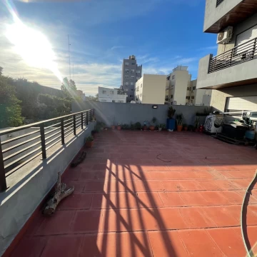 bajas expensas, ubicado en el 1 er piso contrafrente - Ideal inversion o primera vivienda