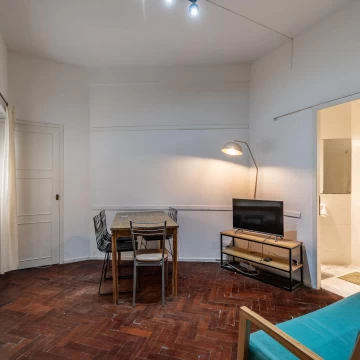 Venta Depto 2 amb. sin balcón en Recoleta