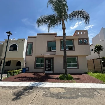 Casa en venta en Jardín Real