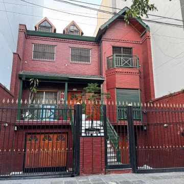 Venta en block 2 triplex en Caballito