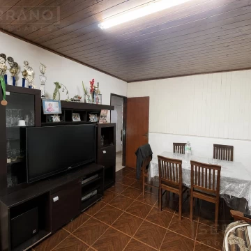 Casa de 4 dormitorios, 2 baños, con parrilla y potencial de ampliación – Pacheco