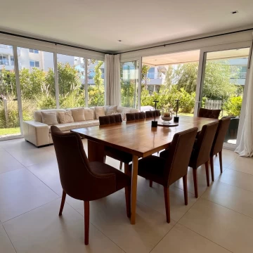 Departamento en venta en Castaños Nordelta | PB con jardín, 4 amb y 3 cocheras