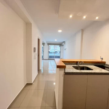 Alquiler Departamento Rosario Abasto Monoambiente Planta Baja Nuevo A/C Hospital HPR.