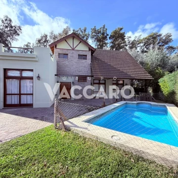 VENTA CASA 4 AMBIENTES COUNTRY BANCO PROVINCIA