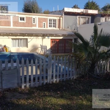 CASA QUINTA CON PILETA - LAGO MARI MENUCO