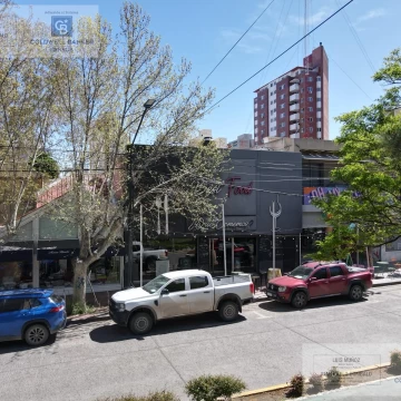 Local Comercial en Av.Arg, Ideal Inversión